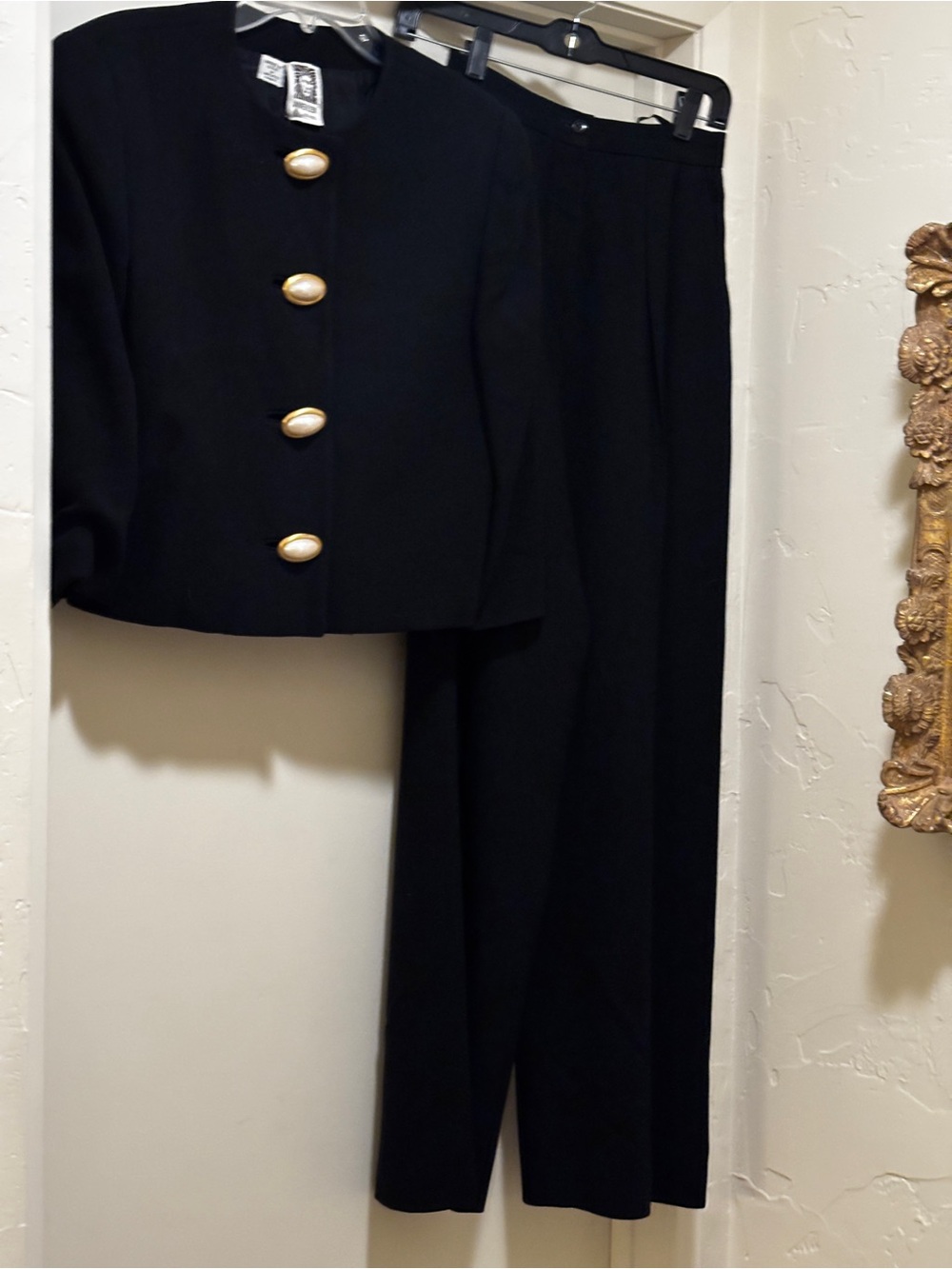 Vintage Anne Klein Black Two-Piece Women's Pant Suit